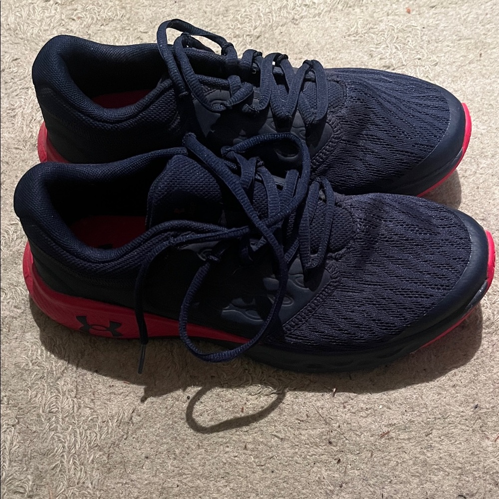 Under Armour Black and Red Running Shoes